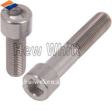 Boulon titanique Hex socket DIN912